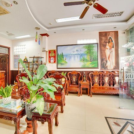 Oyo 563 Phu Thinh Hotel На Транг Екстериор снимка