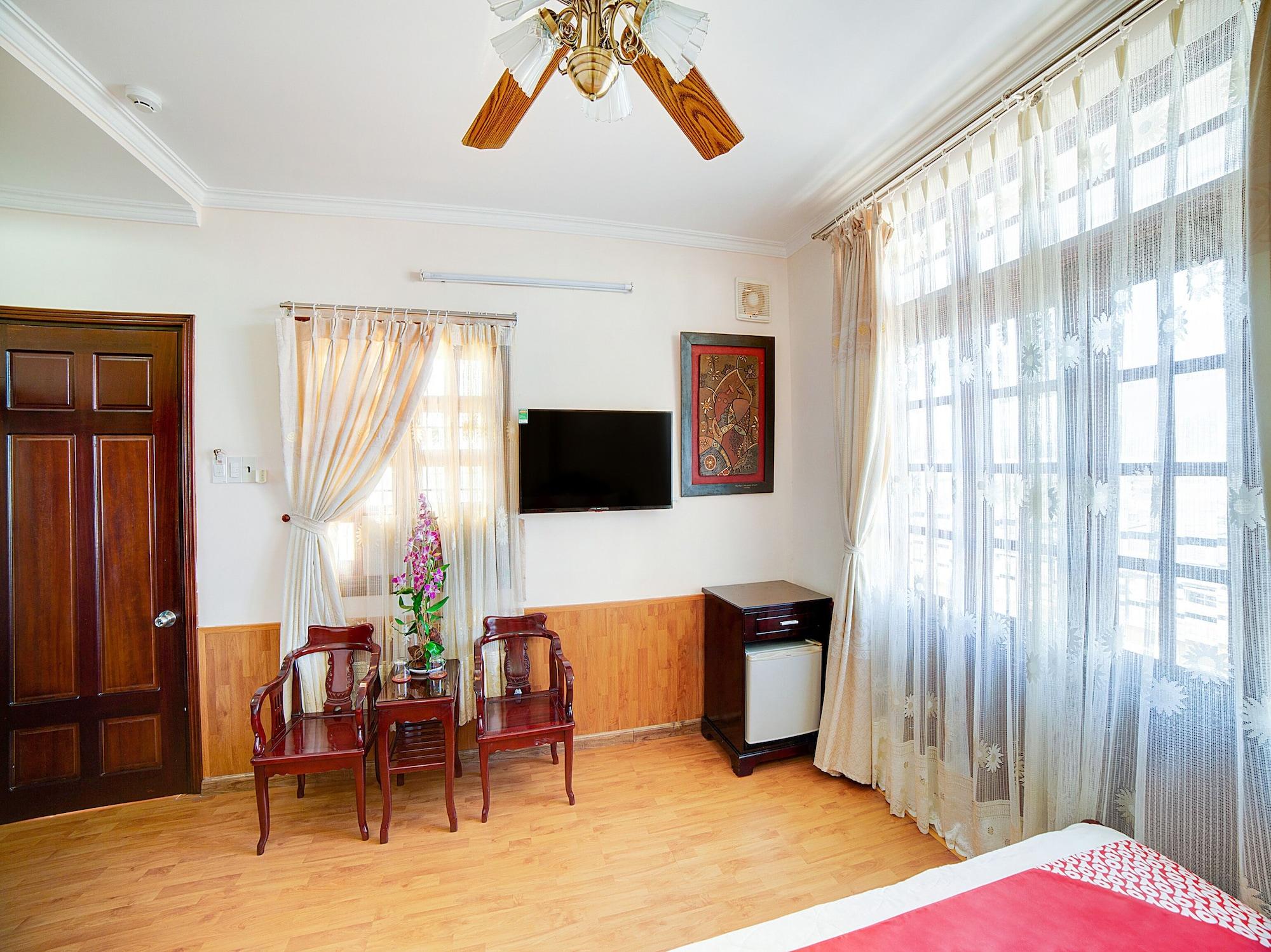 Oyo 563 Phu Thinh Hotel На Транг Екстериор снимка